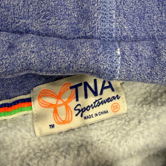 TNA aritzia Zip-Up Hoodies - Picture 6 of 7
